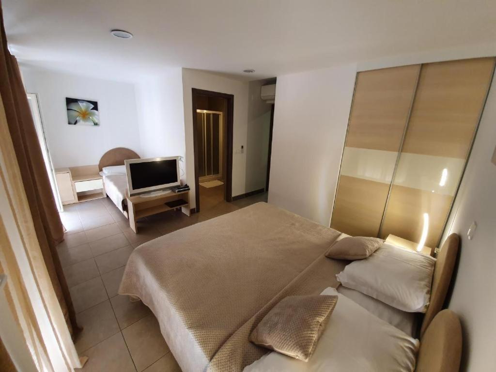 פונאנט Villa Sunce מראה חיצוני תמונה